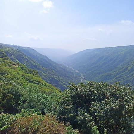 Strawberry Country Villa Mahābaleshwar Dış mekan fotoğraf