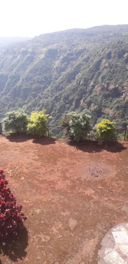Strawberry Country Villa Mahābaleshwar Dış mekan fotoğraf